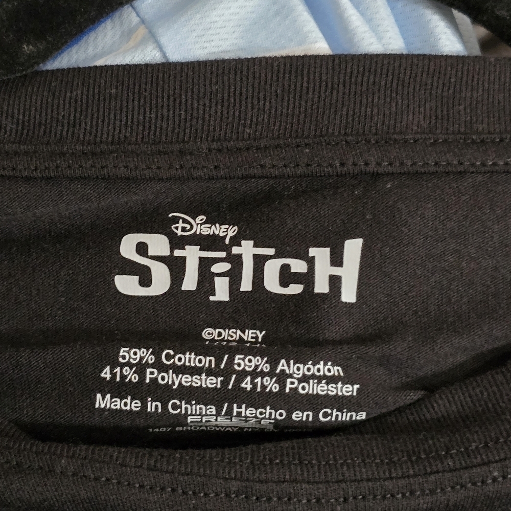 Disney Stitch Cosmic Moods Graphic T-Shirt Sz XL 16/18 Nwt - Picture 4 of 4